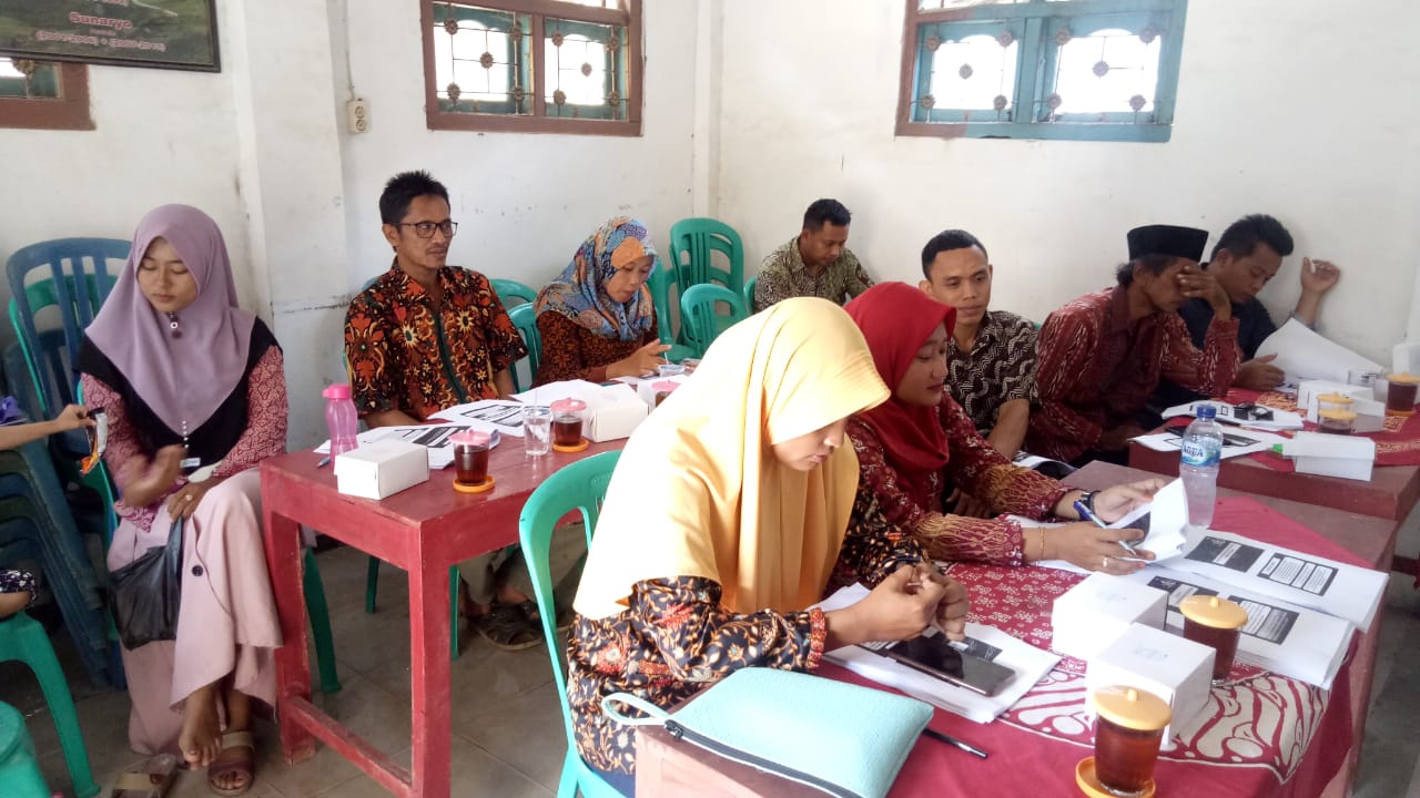 PELATIHAN PENINGKATAN KAPASITAS PERANGKAT DESA TLEPOK 01