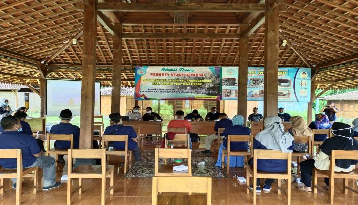 STUDI BANDING PEMERINTAH DESA DAN KELEMBAGAAN DESA TLEPOK  KE BUMDes BEJIHARJO-KARANGMOJO-GUNUNGKIDUL-D.I YOGYAKARTA