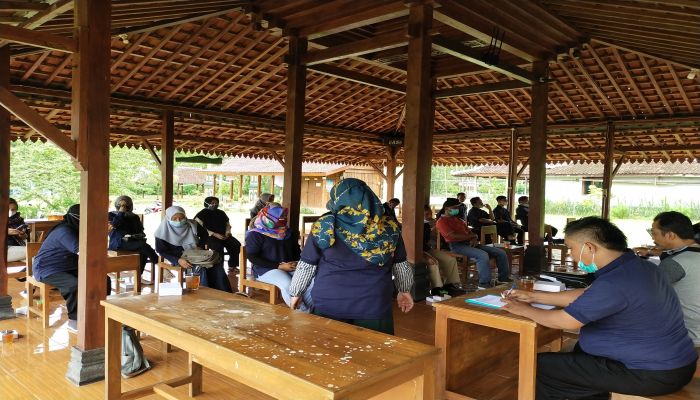 STUDI BANDING PEMERINTAH DESA DAN KELEMBAGAAN DESA TLEPOK  KE BUMDes BEJIHARJO-KARANGMOJO-GUNUNGKIDUL-D.I YOGYAKARTA 01