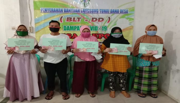 PENERIMAAN BLT DD TAHAP I DESA TLEPOK KECAMATAN KARANGSAMBUNG KABUPATEN KEBUMEN 01