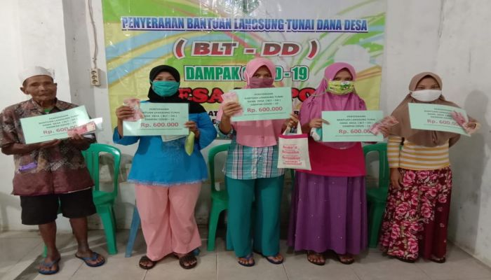 PENERIMAAN BLT DD TAHAP I DESA TLEPOK KECAMATAN KARANGSAMBUNG KABUPATEN KEBUMEN