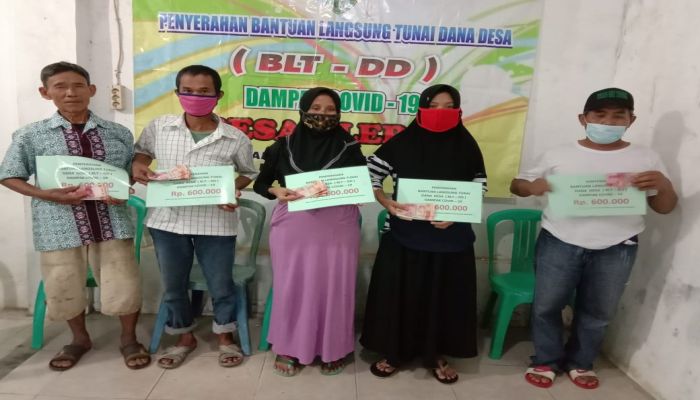 PENERIMAAN BLT DD TAHAP II DESA TLEPOK KECAMATAN KARANGSAMBUNG KABUPATEN KEBUMEN 01