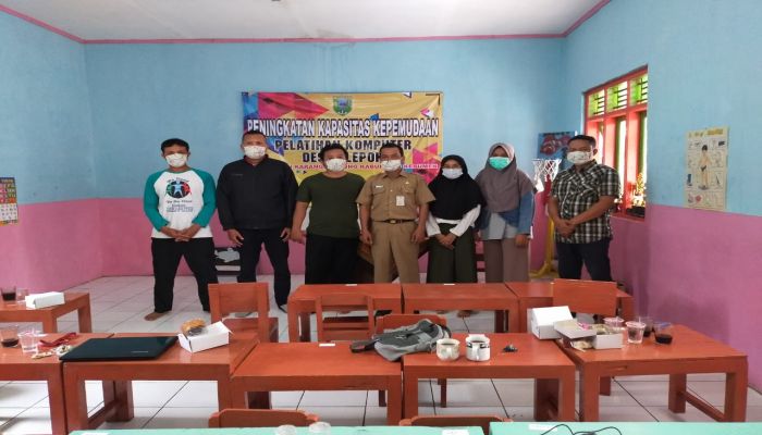 PELATIHAN KOMPUTER KEPEMUDAAN/KARANG TARUNA DESA TLEPOK