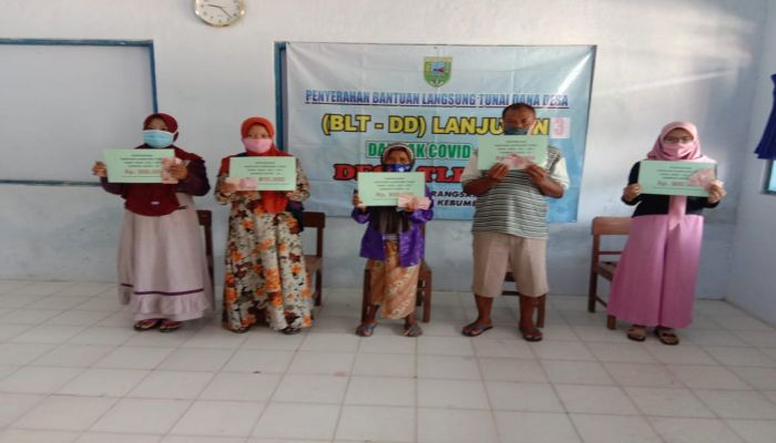 PENERIMAAN BLT DD TAHAP 6 DESA TLEPOK KECAMATAN KARANGSAMBUNG KABUPATEN KEBUMEN 02